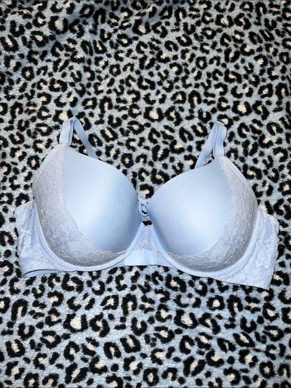 TORRID XO PUSH UP PLUNGE BRA